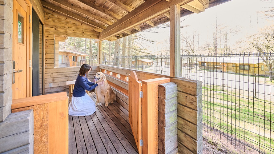 ドッグコテージ_テラス-9